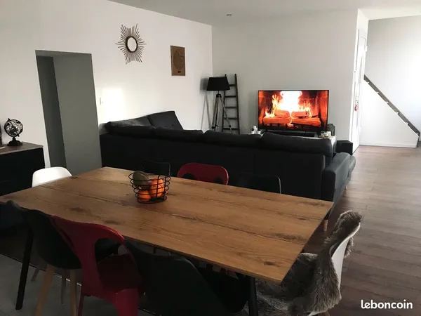 Spacieux T3 Duplex 130 m² - Libre de suite