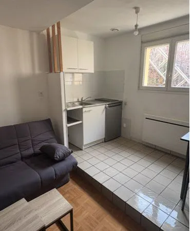 Studio meublé centre ville BOLBEC 320