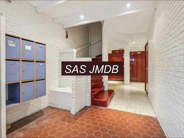 Local commercial 133 m²