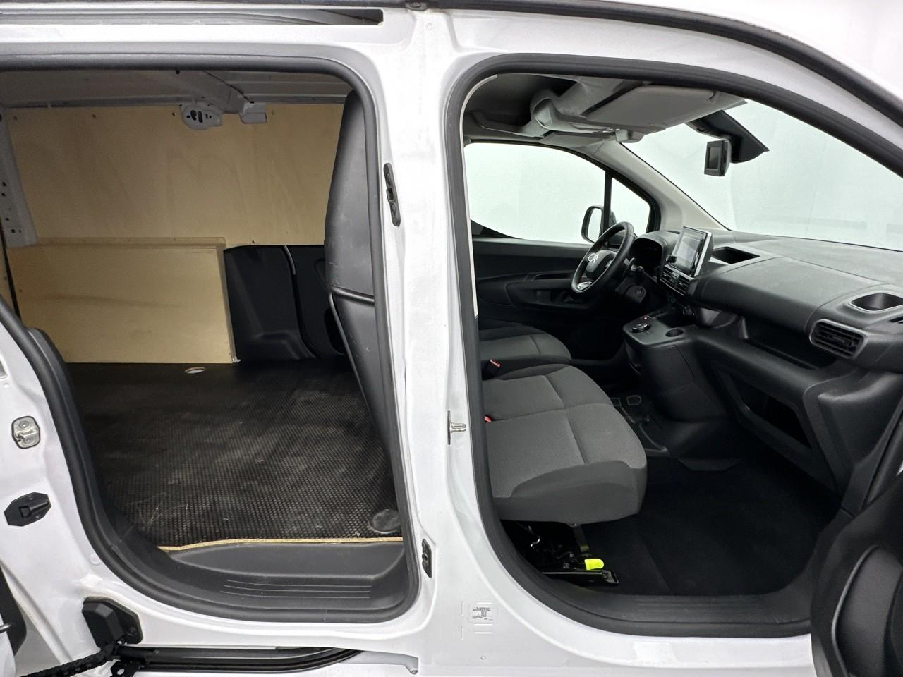 Citroën Berlingo van xl 950 bluehdi 130 s&s eat8 — photo 12