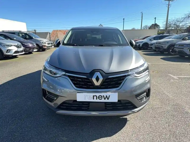 Renault Arkana mild hybrid 140 edc fap - 22 — photo 8