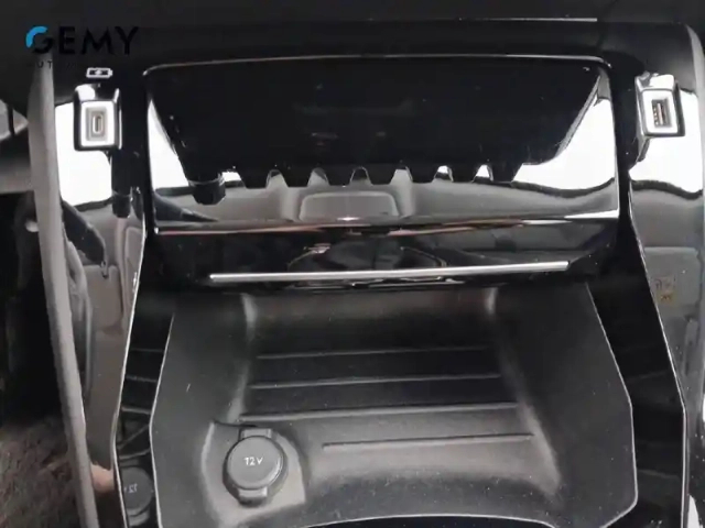 Peugeot 2008 puretech 130 s&amp;s bvm6 — photo 21