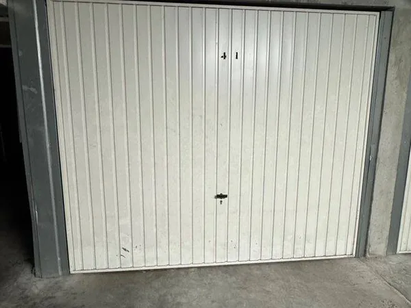 Parking 15 m²