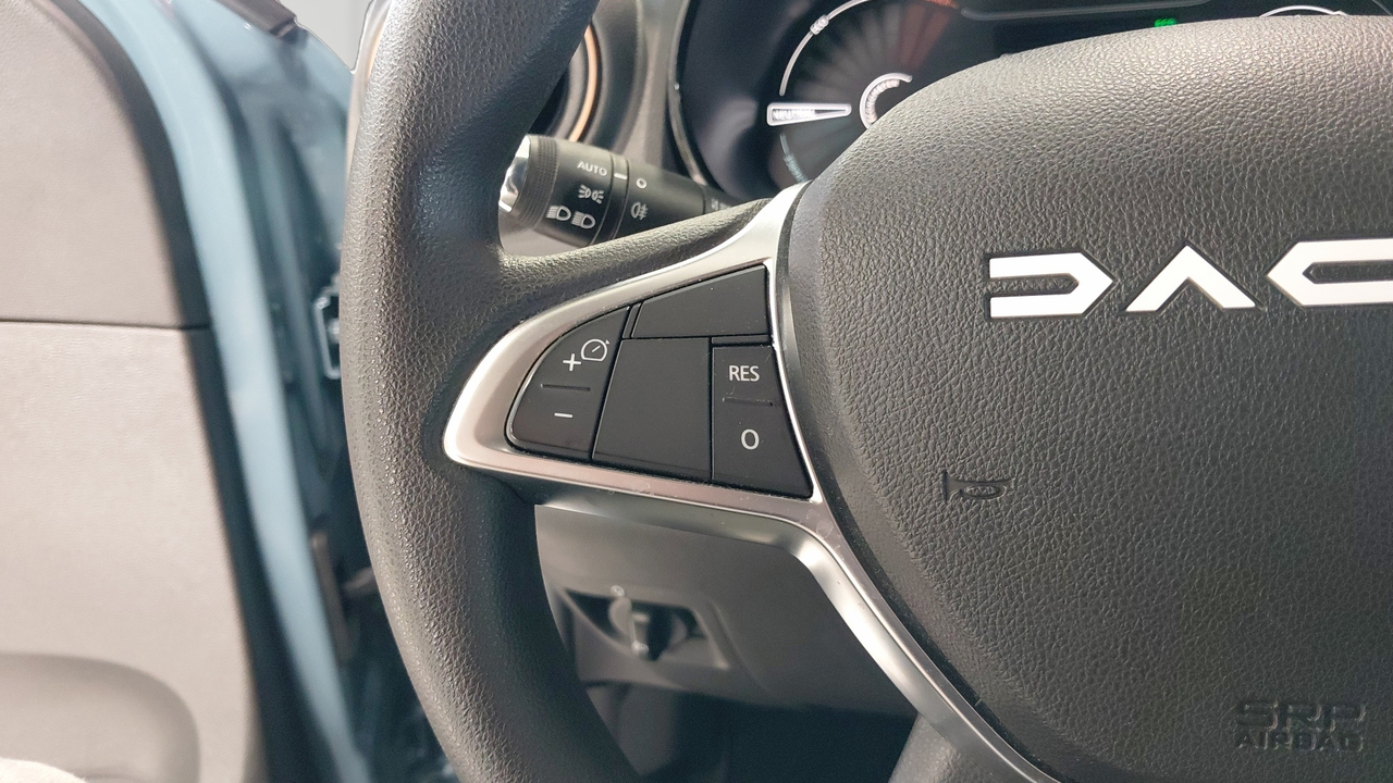 Dacia Spring — photo 17