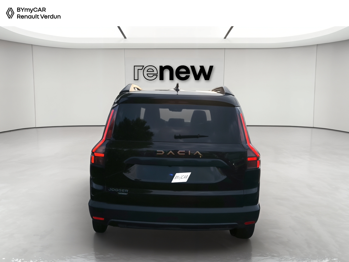 Dacia Jogger Hybrid 155 5 pl — photo 4