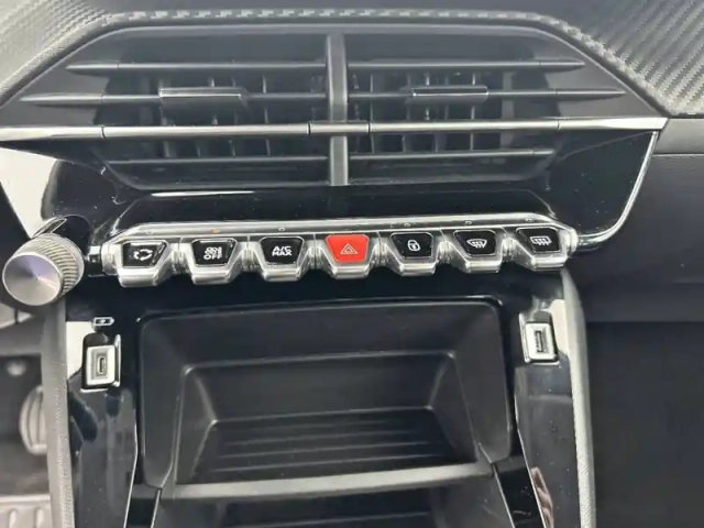Peugeot 208 puretech 75 s&amp;s bvm5 — photo 21