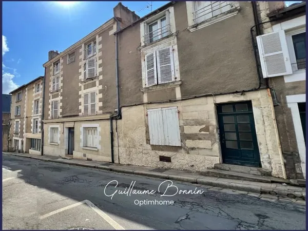 Immeuble de rapport avec 20 Logements Meublés Centre-ville de POITIERS 86000