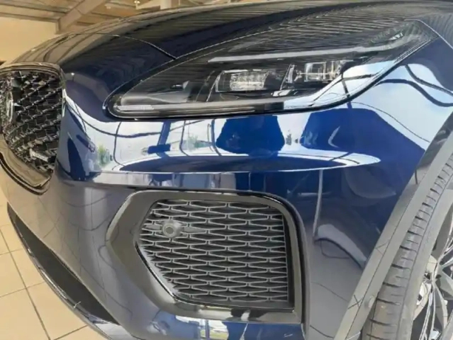 Jaguar E-Pace p300e phev 309ch r-dynamic se — photo 28