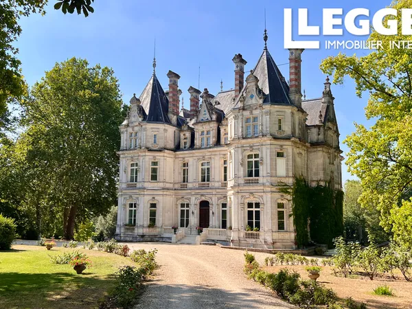 Maison 18 pièces 1255 m²