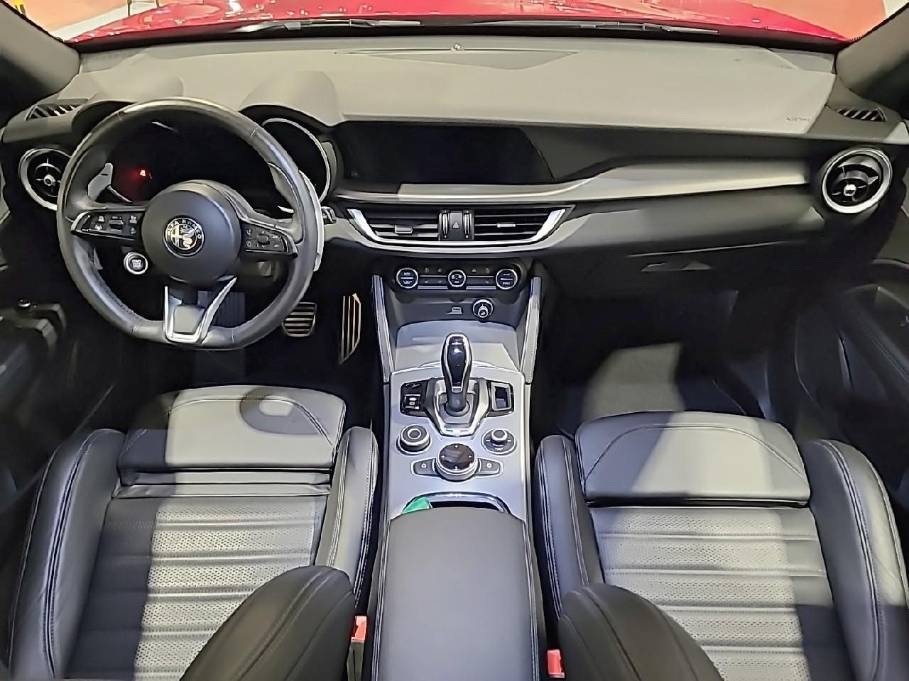 Alfa Romeo Stelvio 2.2 160 ch at8 veloce — photo 12