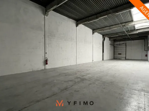 645 m2 - local d'activité à LOUER