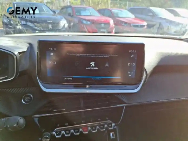 Peugeot 2008 puretech 130 s&amp;s bvm6 — photo 14