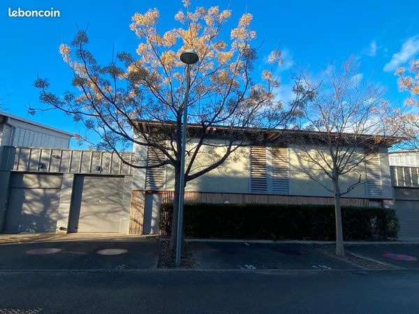 À VENDRE - BUREAUX 137 m² - AVIGNON AGROPARC