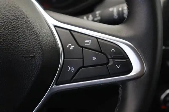 Renault Clio tce 90 — photo 18