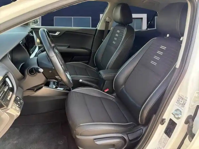 Kia Stonic 1.0 t-gdi 120 ch mhev dct7 — photo 14