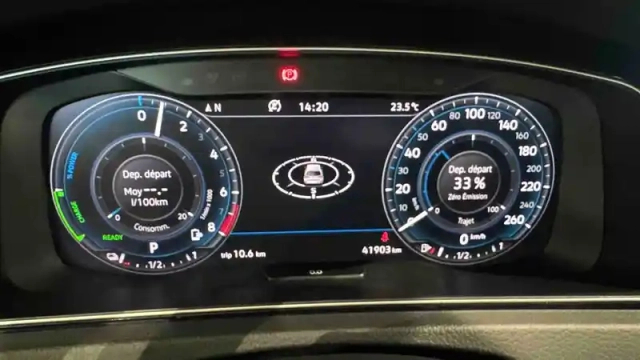 Volkswagen Golf 1.4 hybrid rechargeable opf 204 dsg6 — photo 18