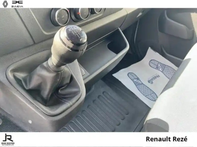 Renault Master fg f3500 l2h2 2.3 blue dci 135ch grand confort euro6e — photo 6