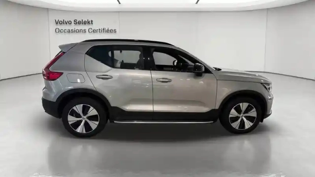 Volvo Xc40 t5 recharge 180+82 ch dct7 — photo 32