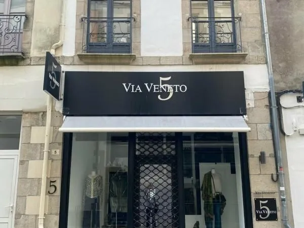 Local commercial 124 m²