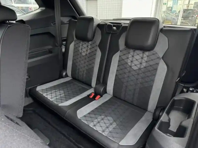 Volkswagen Tiguan allspace 2.0 tdi 150ch dsg7 — photo 7