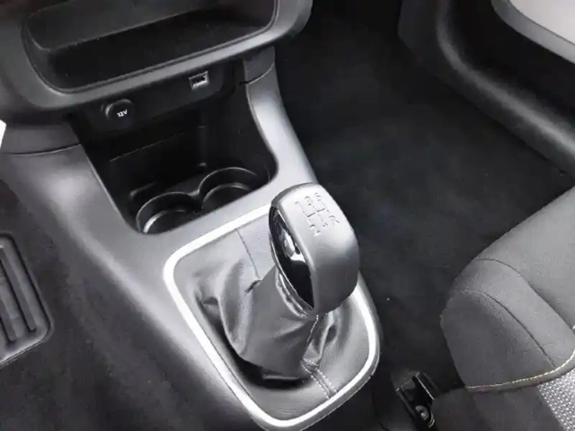 Citroën C3 puretech 83 s&amp;s bvm5 — photo 14