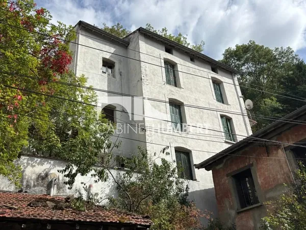 Maison de village à restaurer