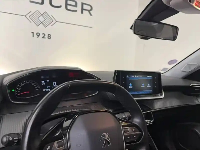 Peugeot 2008 puretech 100 s&amp;s bvm6 — photo 11