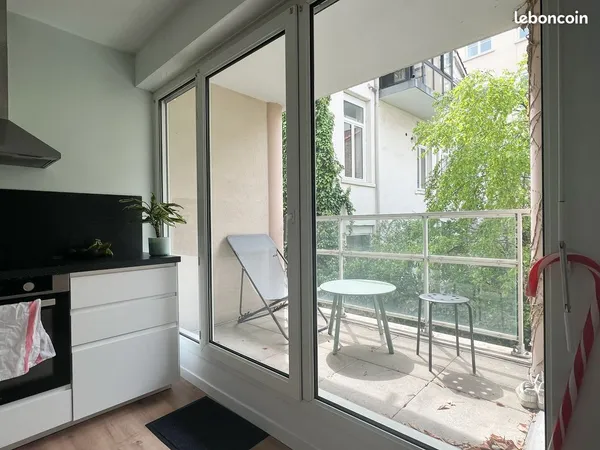 Croix-Rousse - T1 meublé avec terrasse, calme et sans vis-à-vis