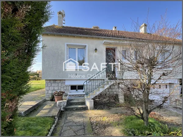 Maison proche gare Bréval 2 chambres, sous-sol total