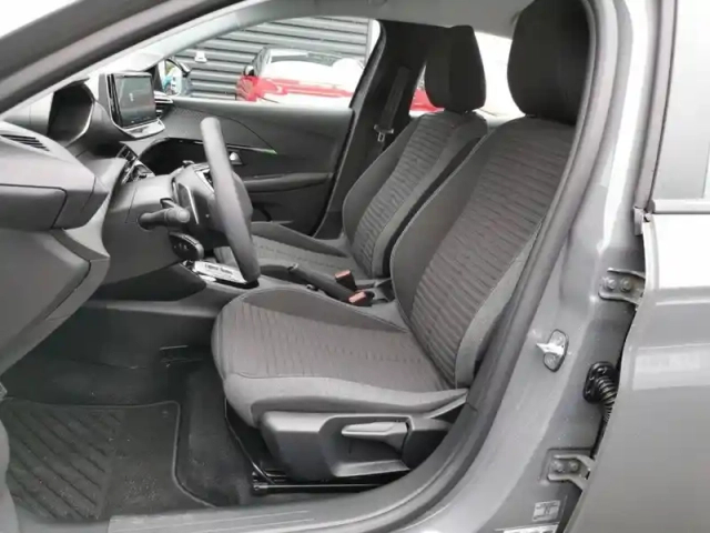 Peugeot 208 hybrid 100 e-dcs6 — photo 11