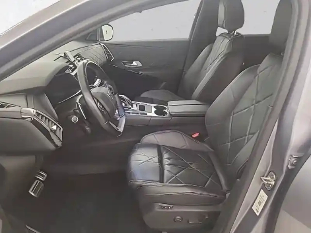 Ds Ds 7 ds7 crossback hybride e-tense 300 eat8 4x4 — photo 33