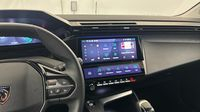 Peugeot 308 1.2 PureTech 130ch S&S Allure Pack — photo 19