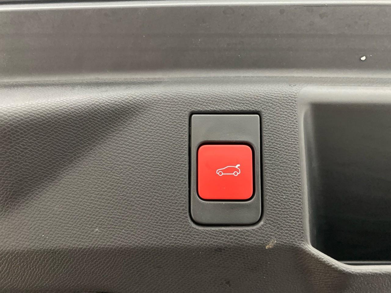Peugeot 5008 hybrid 145 ch e-dcs6 gt — photo 20