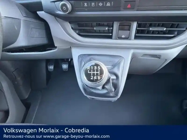 Volkswagen Transporter fg van l1 2.0 tdi 110ch business — photo 25