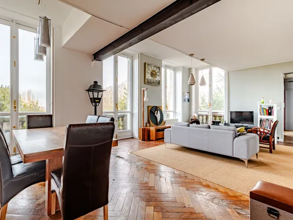 Très bel appartement familial avec vue sur le parc du Château