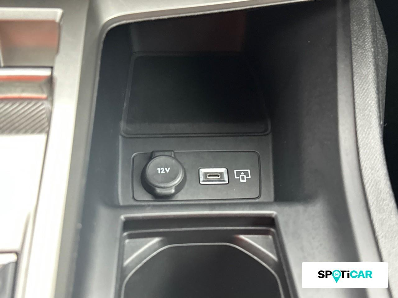 Peugeot 308 1.2 hybrid 145ch style e-dcs6 — photo 18