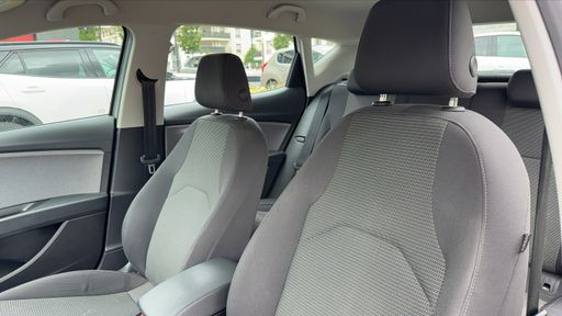 Seat Leon 1.0 TSI 115  - Style Business – 2020 – 144589 km – Essence – Boîte Manuelle — photo 34