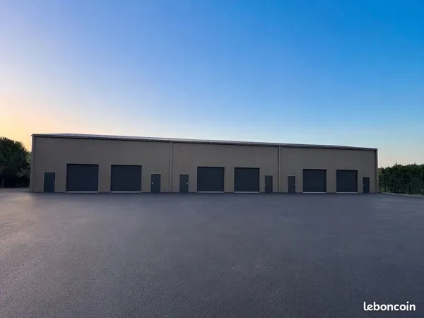 Local 130m2 Zone Euratlantic