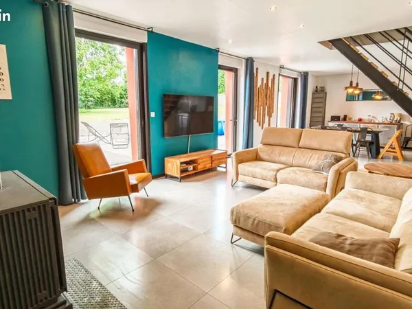 Maison 8 pièces 165 m²
