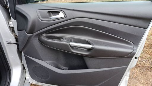 Ford Kuga 2.0 TDCi 150 AWD Powershift - ST-Line – 2019 – 120149 km – Diesel – Boîte Automatique — photo 40