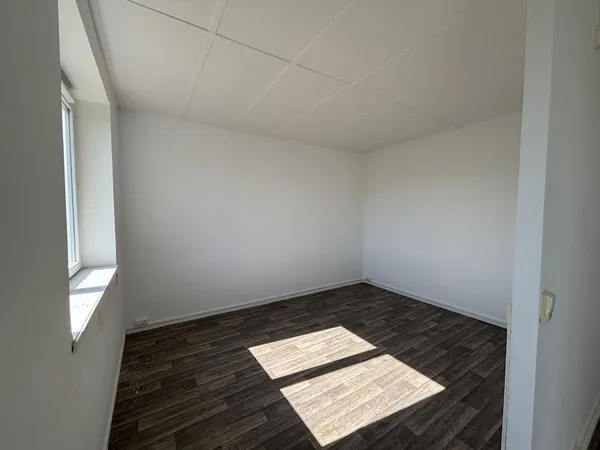 Vends appartement rénové - 47.3 m² - 3 pièces, 2 chambres - Poissy 78300