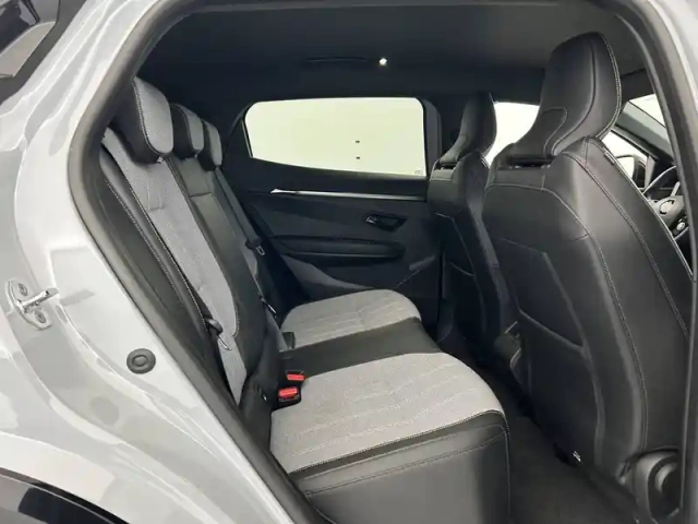 Renault Megane e-tech ev60 220 ch optimum charge — photo 42