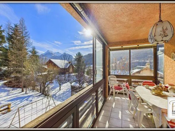 Maison 7 pièces 183 m²