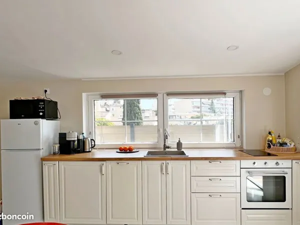 Maisonette avec jardin et parking