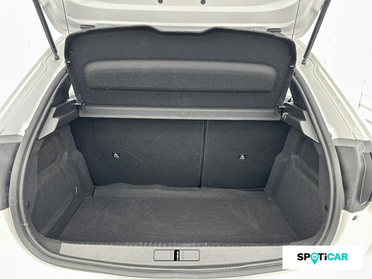 Peugeot 208 puretech 75 s&s active — photo 6