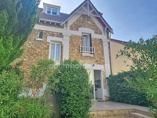 Maison 5 pièces avec jardin à louer à POISSY (78)