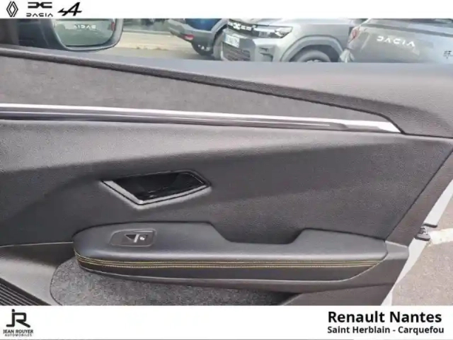 Renault Megane e-tech electric ev40 130ch techno boost charge - soh 100% — photo 9