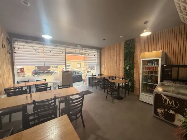 Local 57 m²