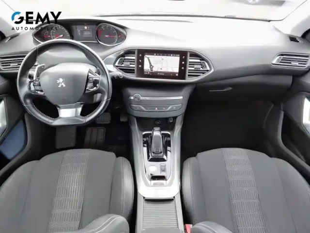 Peugeot 308 puretech 130ch s&amp;s eat8 — photo 8