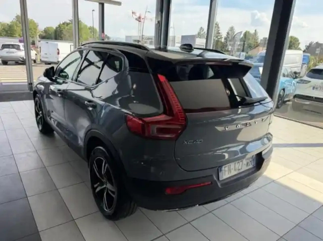 Volvo Xc40 d4 adblue awd 190ch r-design geartronic 8 — photo 13
